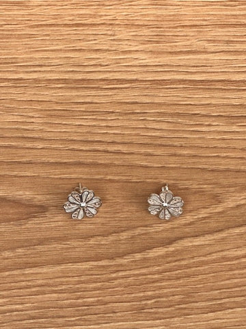 Boucles d'Oreilles Ethniques Fleur Nacre (Argent)